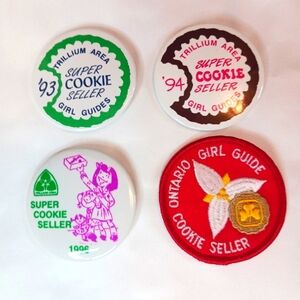 Vintage 90s Brownies & Girl Guides Super Cookie Seller Buttons & Badge.